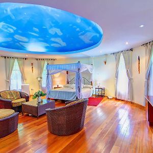 Poa Place Resort